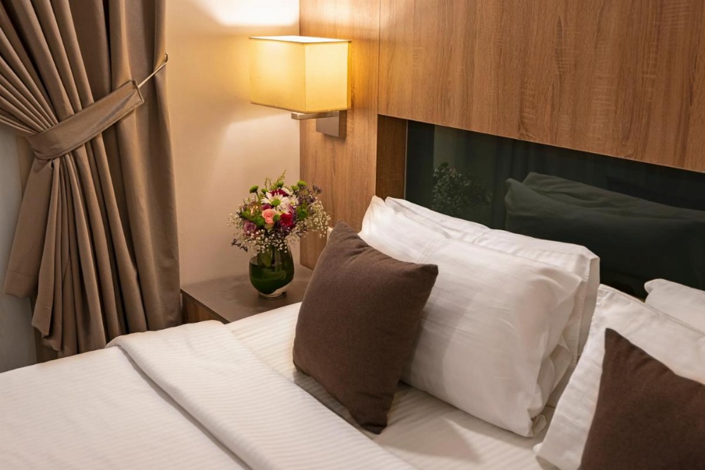 Laten Suites Prince Sultan